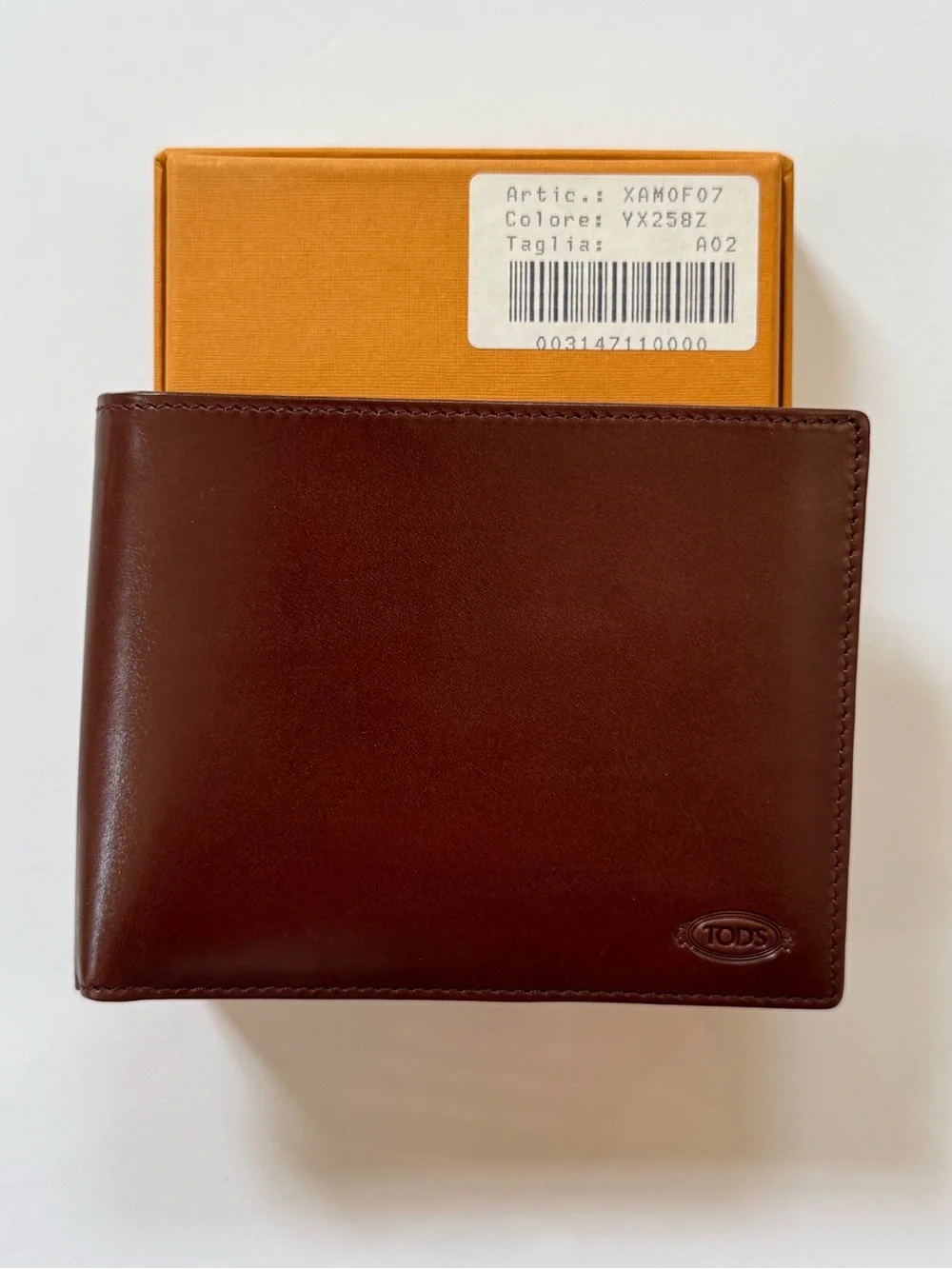 NEW Tod's Leather Bifold Wallet with Coin Pocket Dark Brown XAM0F07 NEVER USED